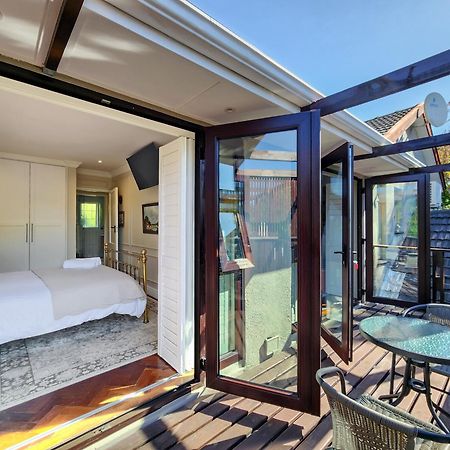Branch & Vine Cottages - Constantia - Formerly Pinoak Cottages Ciudad del Cabo Exterior foto
